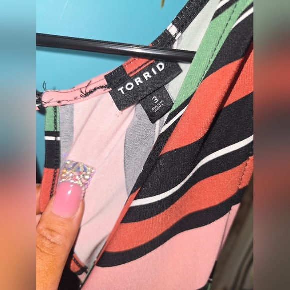 ⚘️⚘️Torrid Studio Knit Surplice Romper Sz 3x Colorful Stripe Tie Keyhole Back - Picture 4 of 6